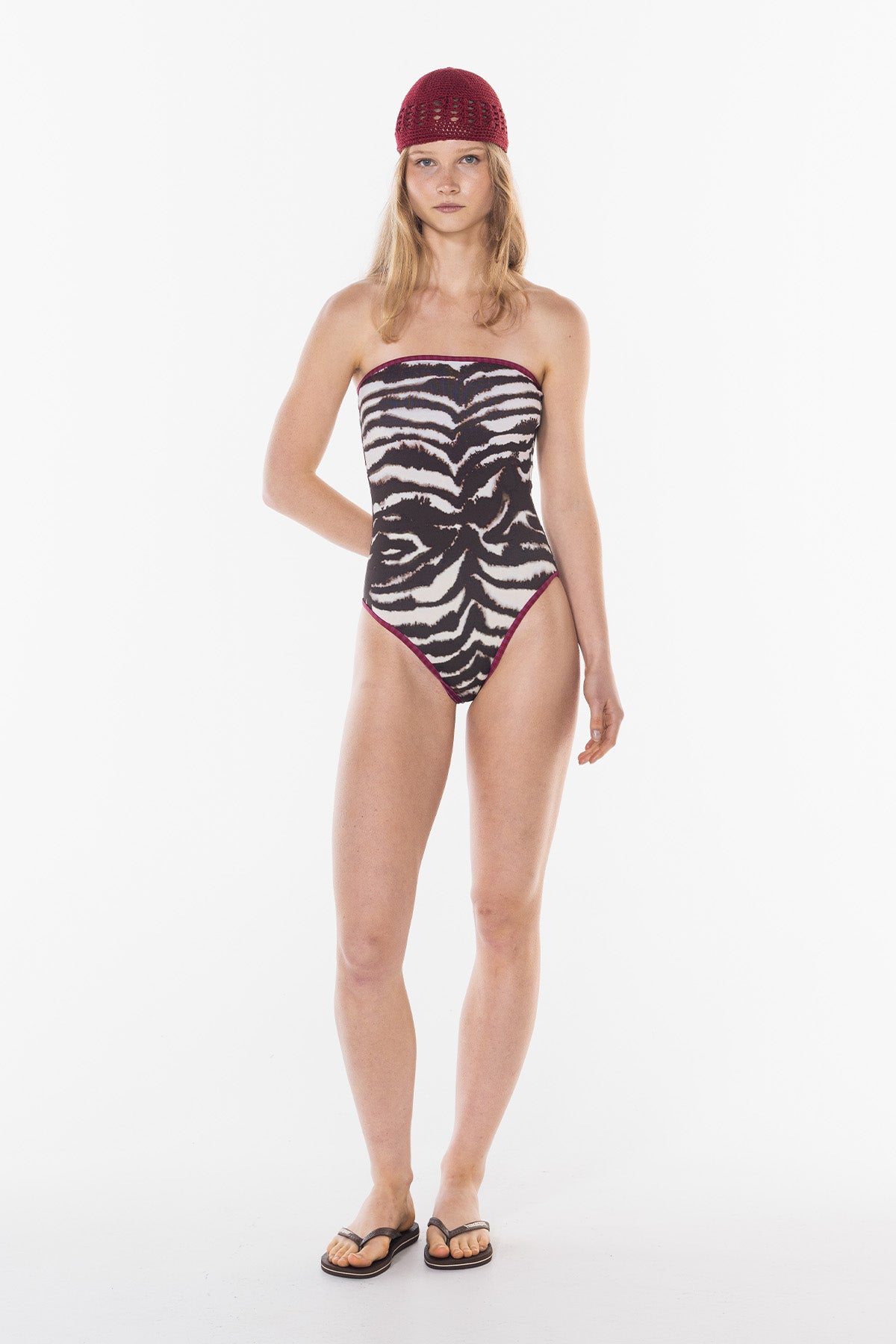 Elle One Piece