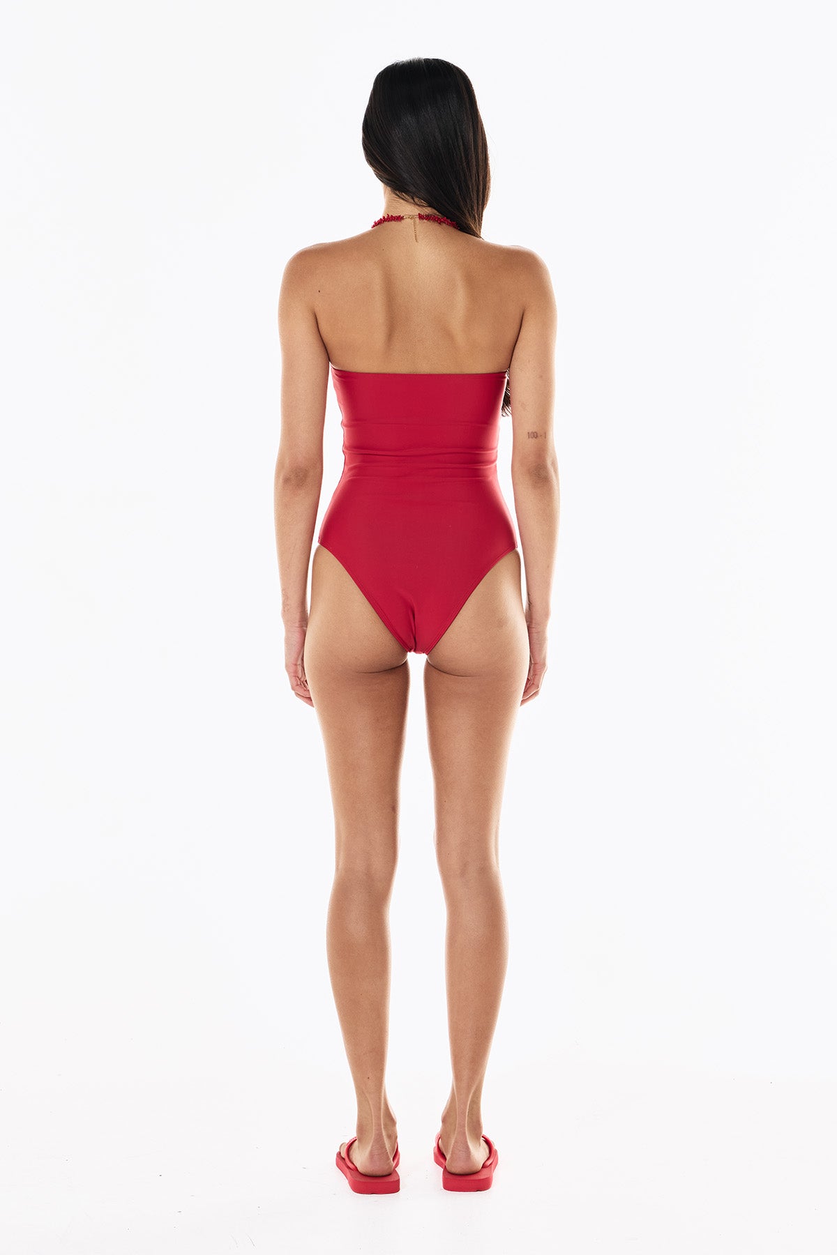 Peggy One Piece | Scarlet